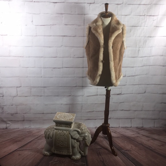 Source Unknown Jackets & Blazers - Shearling & Suede Vest